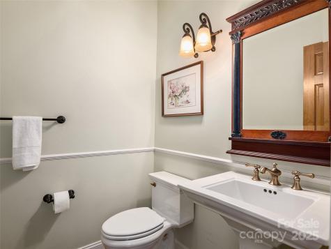 608 Upper Sondley Drive Asheville NC 28805