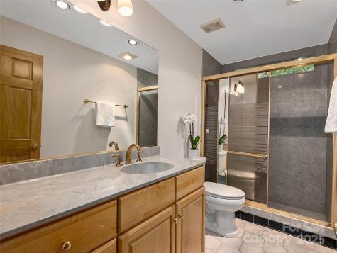 608 Upper Sondley Drive Asheville NC 28805