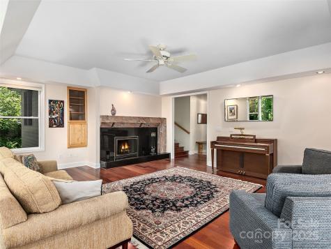 608 Upper Sondley Drive Asheville NC 28805