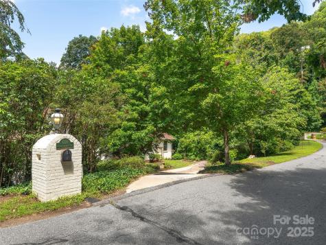 608 Upper Sondley Drive Asheville NC 28805
