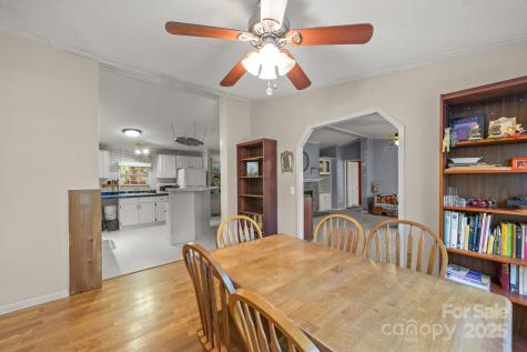 74 Davis Chapel Road Candler NC 28715
