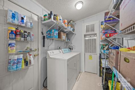 74 Davis Chapel Road Candler NC 28715