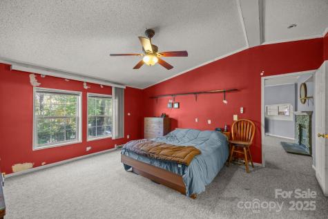 74 Davis Chapel Road Candler NC 28715