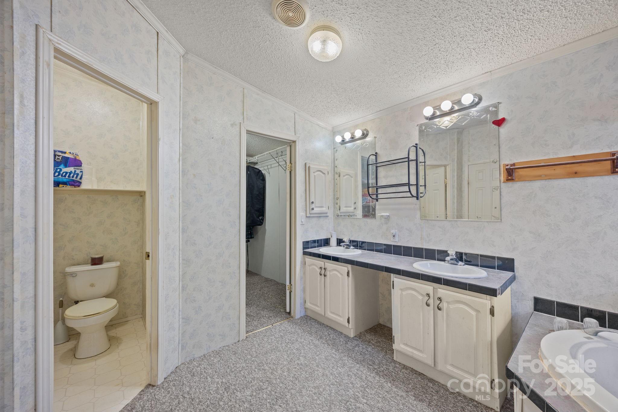 74 Davis Chapel Road Candler NC 28715