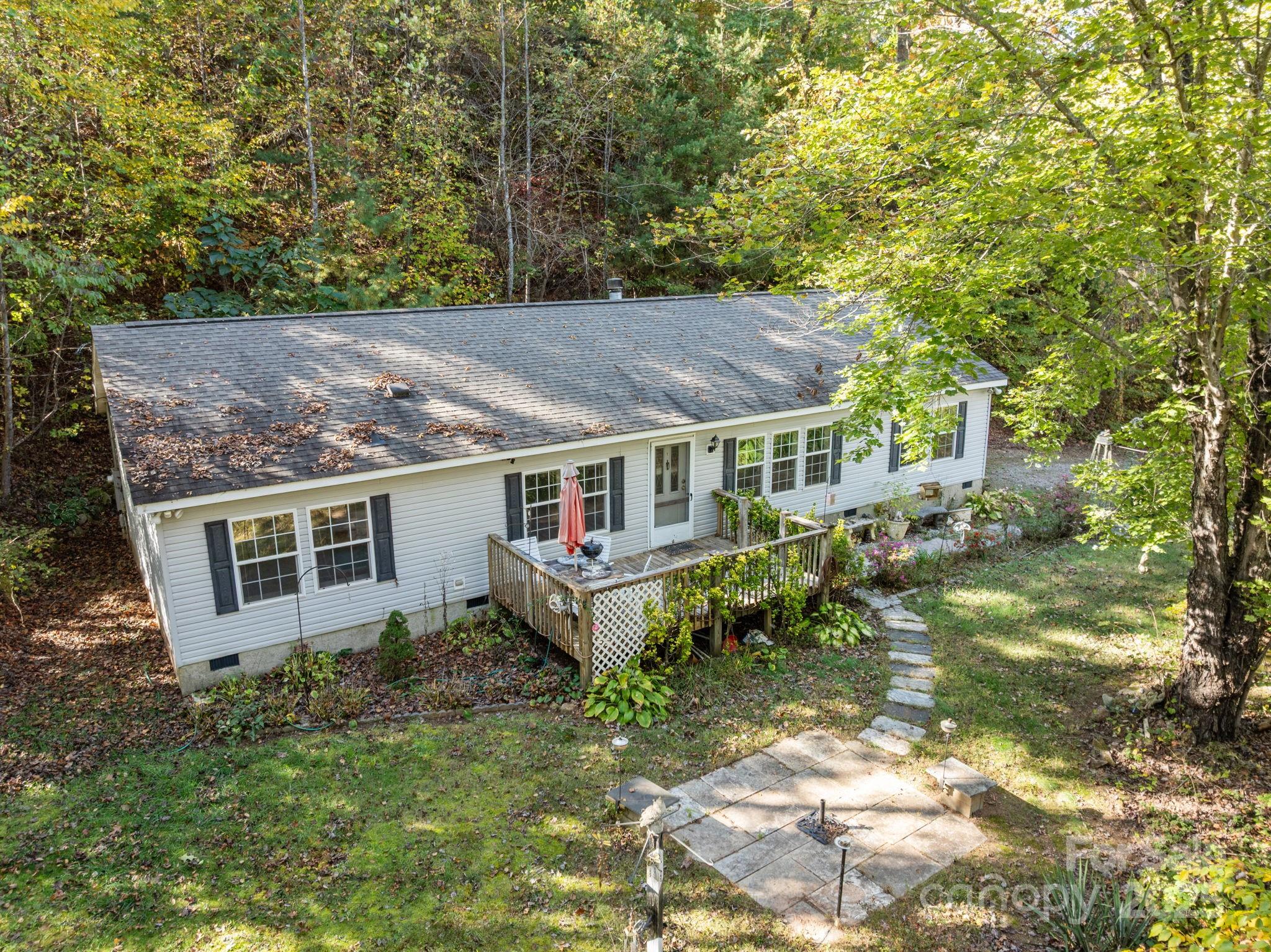 74 Davis Chapel Road Candler NC 28715