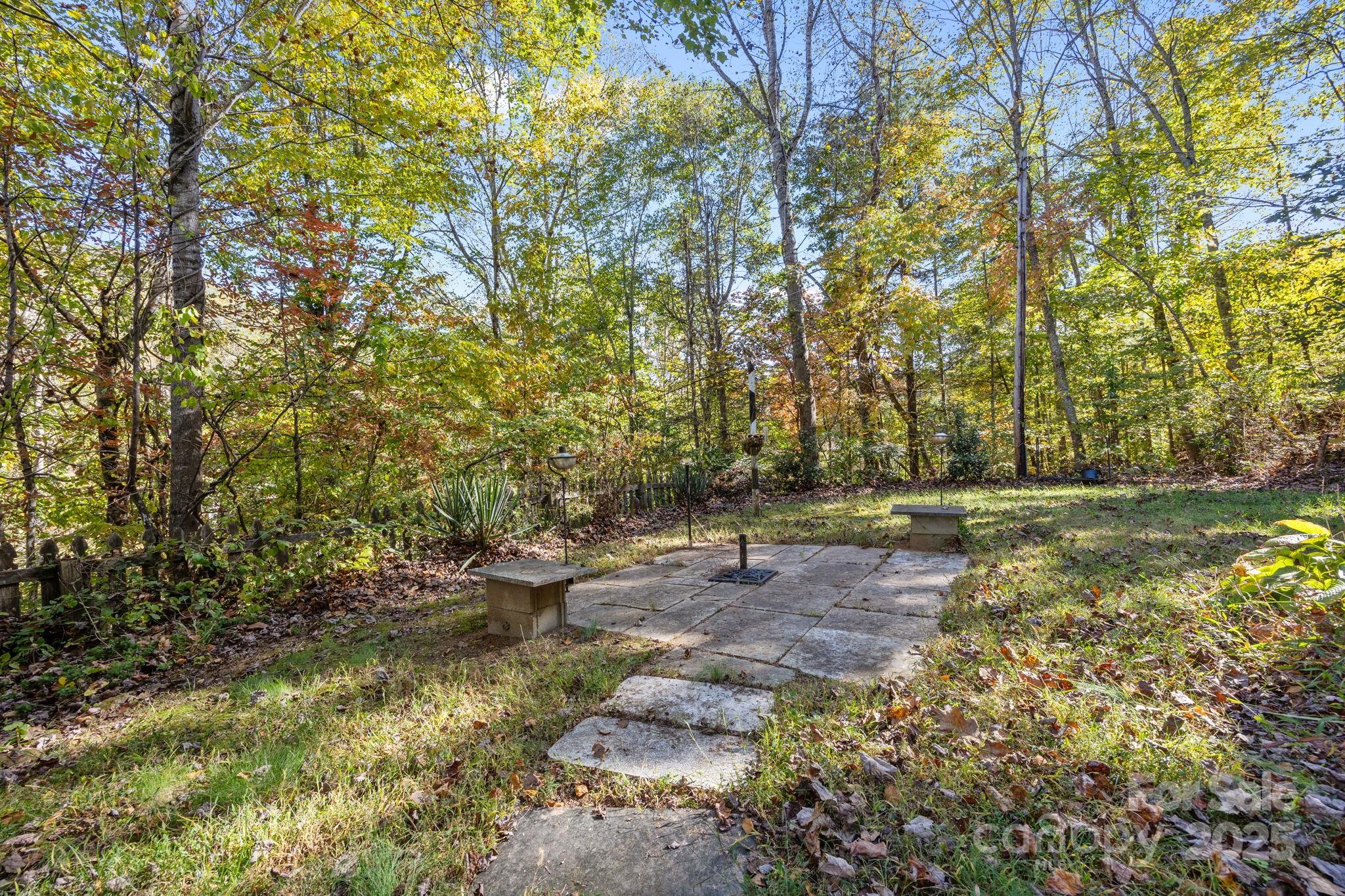 74 Davis Chapel Road Candler NC 28715