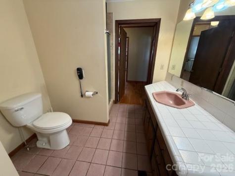 2041 Clyde Street Dallas NC 28034