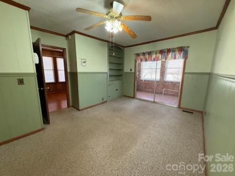 2041 Clyde Street Dallas NC 28034