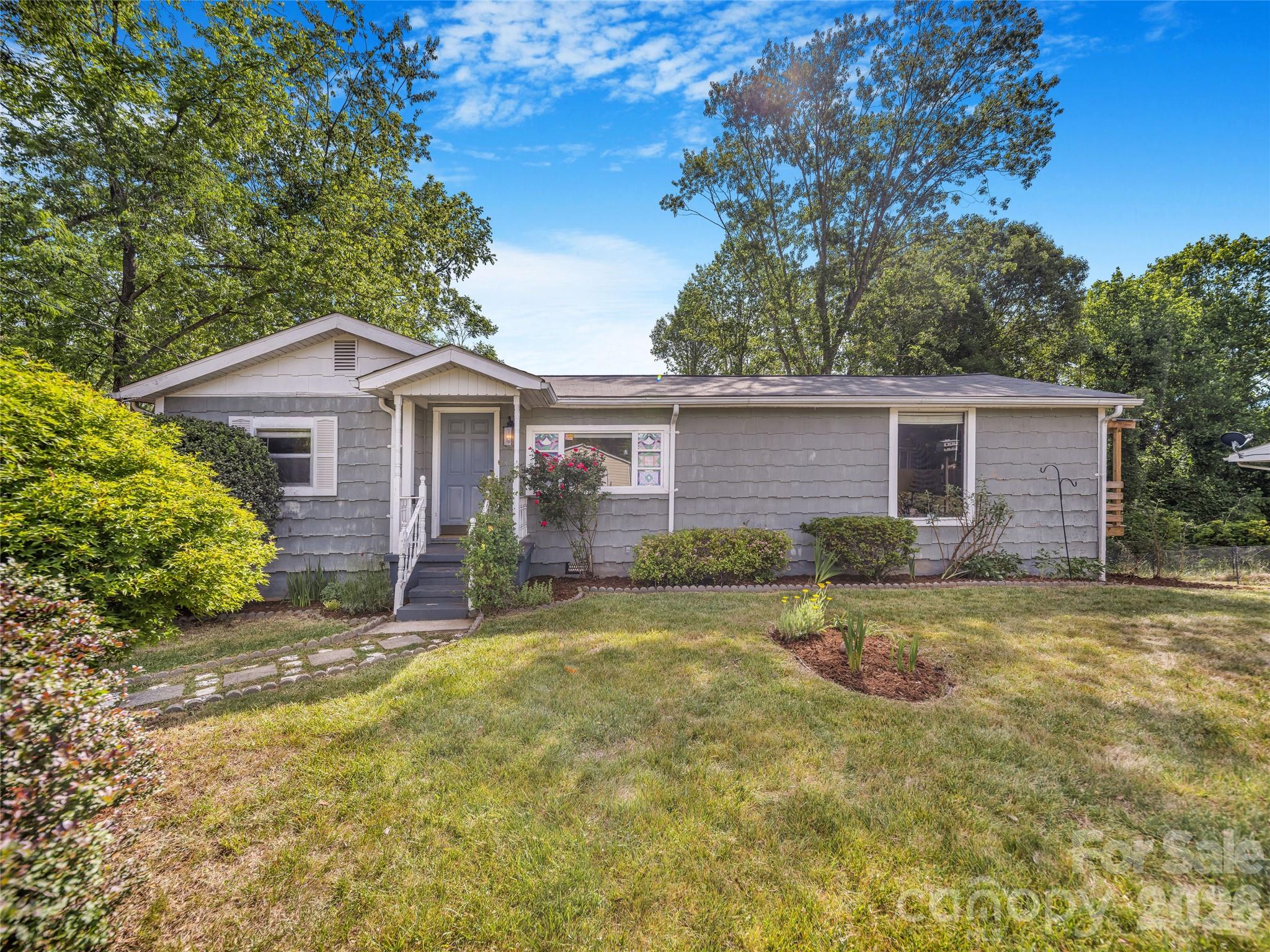 105 Smith Graveyard Road Asheville NC 28806