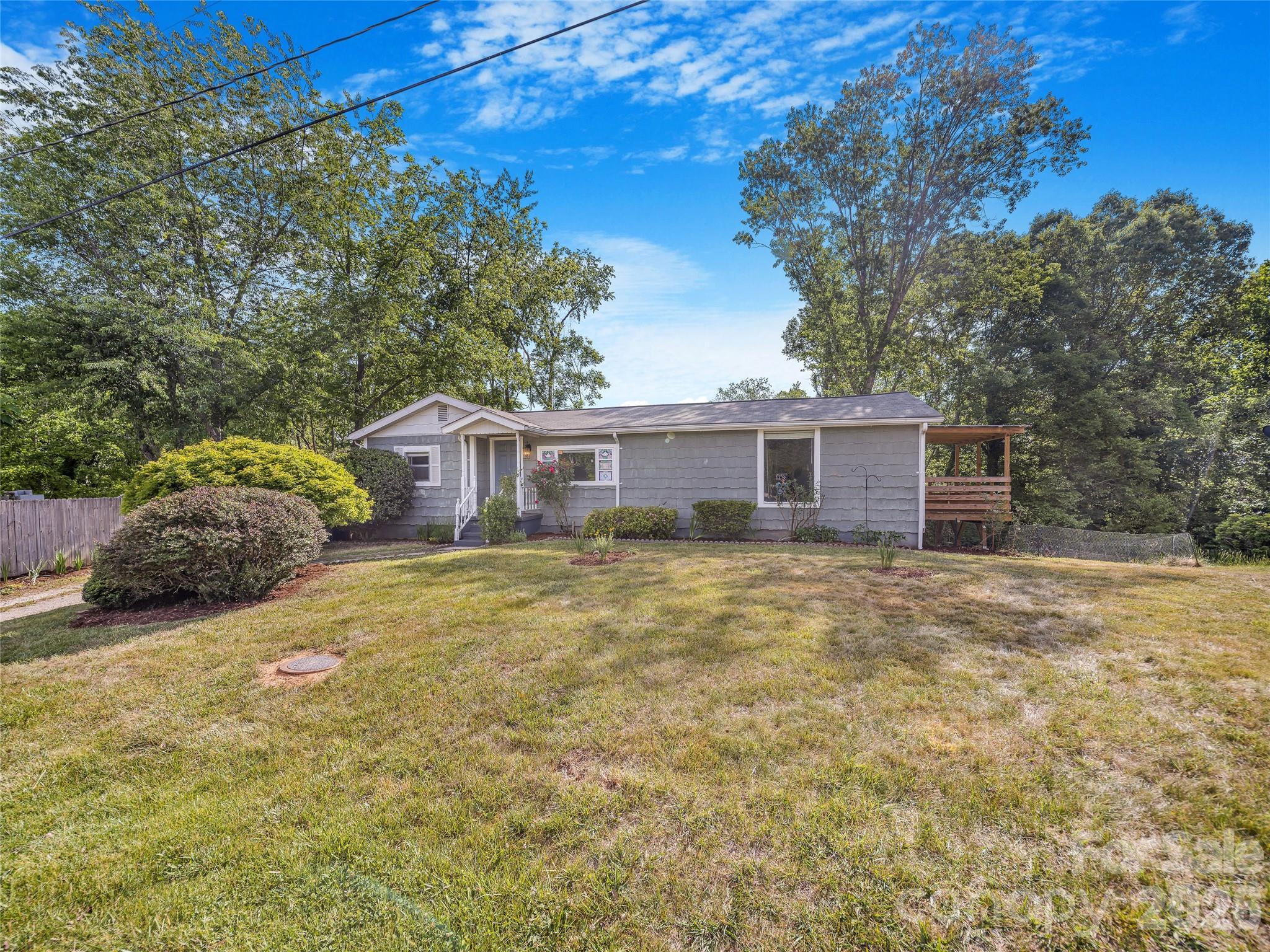 105 Smith Graveyard Road Asheville NC 28806