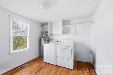105 Smith Graveyard Road Asheville NC 28806