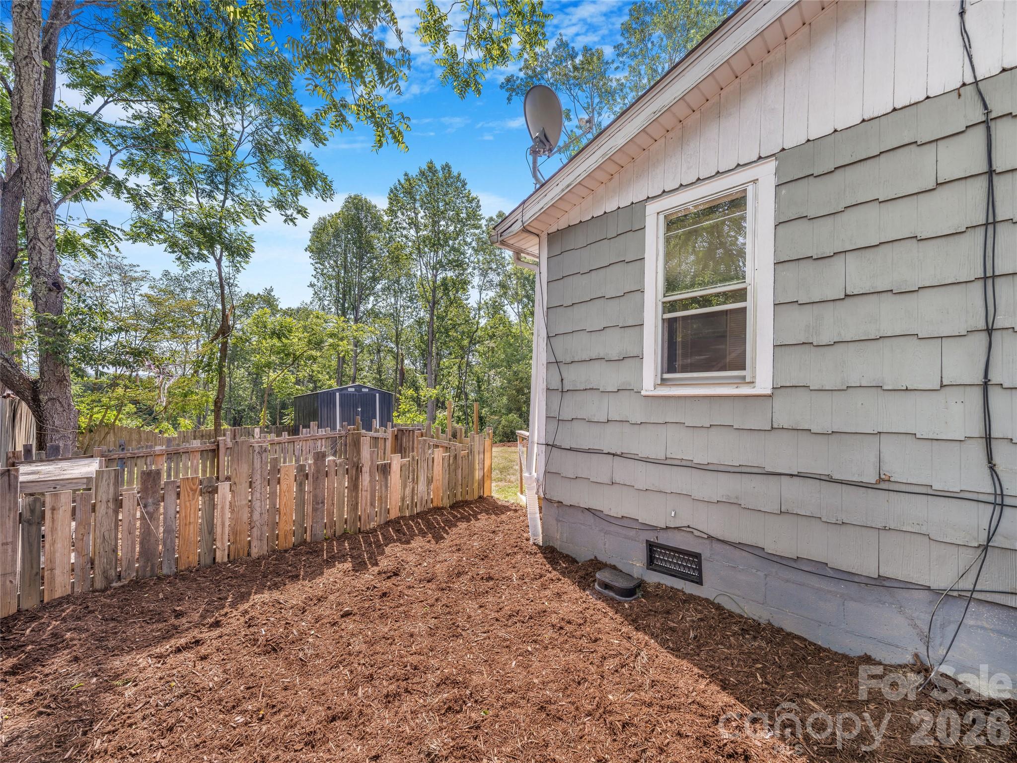 105 Smith Graveyard Road Asheville NC 28806
