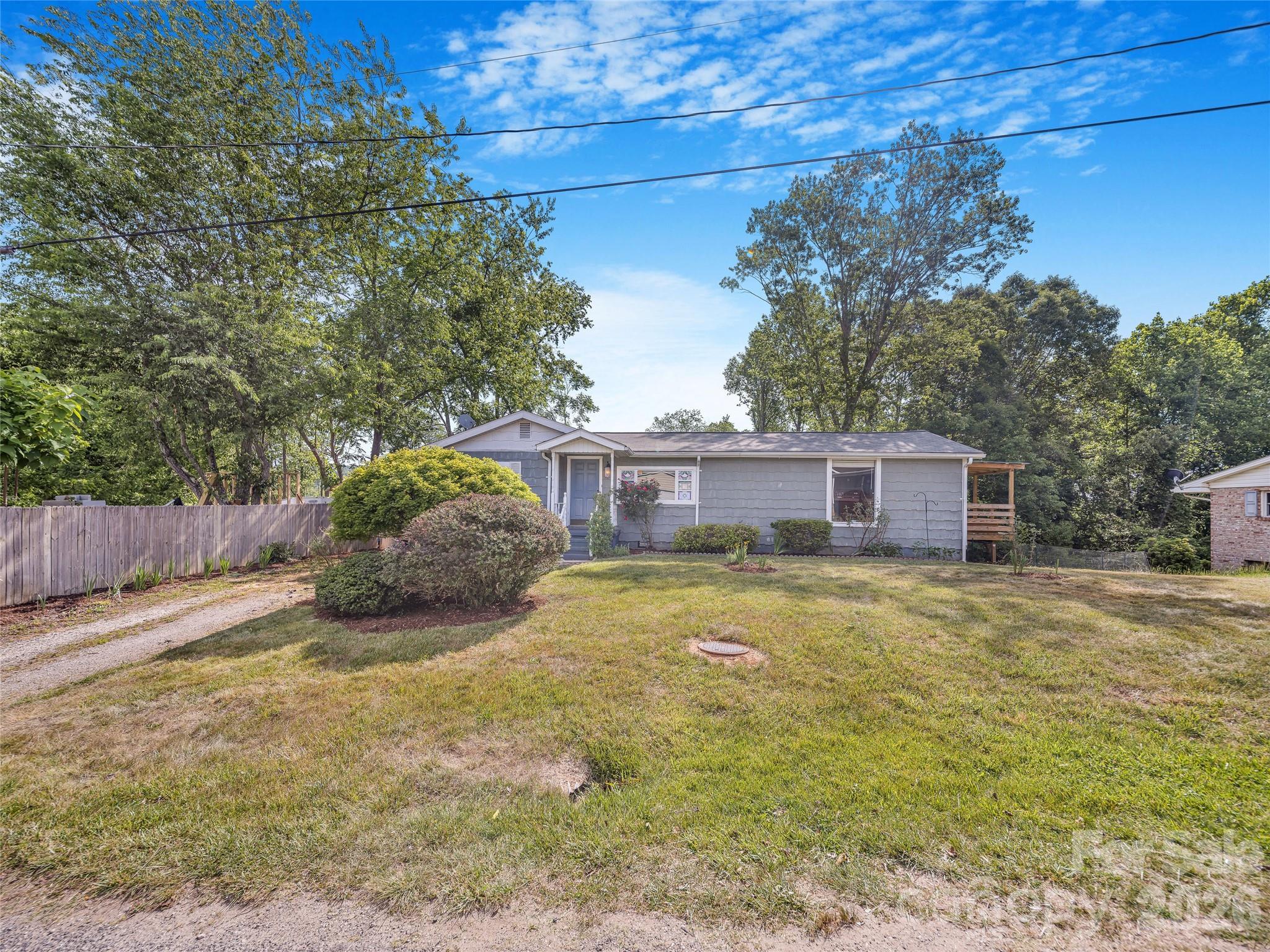 105 Smith Graveyard Road Asheville NC 28806