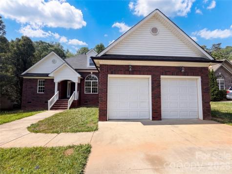 301 River Birch Circle Mooresville NC 28115