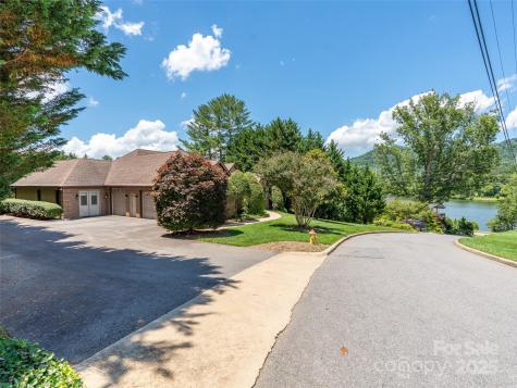 5 Reynolds Place Asheville NC 28804
