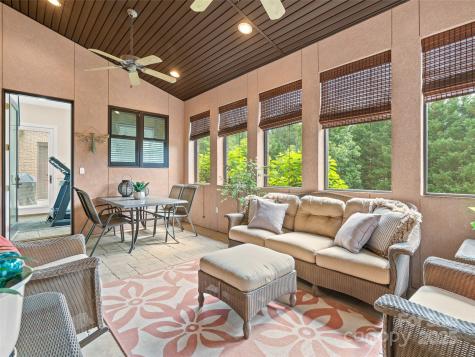 5 Reynolds Place Asheville NC 28804