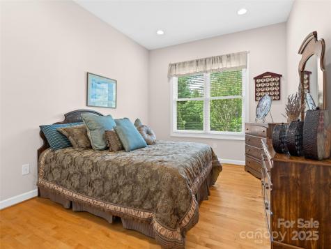 5 Reynolds Place Asheville NC 28804