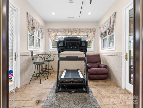 5 Reynolds Place Asheville NC 28804
