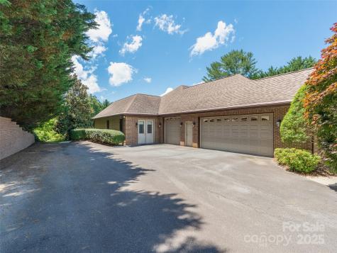 5 Reynolds Place Asheville NC 28804