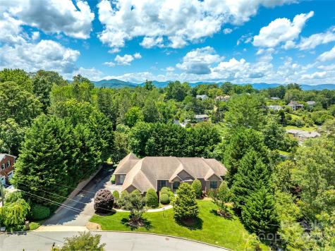 5 Reynolds Place Asheville NC 28804