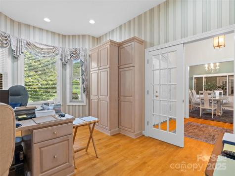 5 Reynolds Place Asheville NC 28804