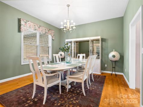 5 Reynolds Place Asheville NC 28804