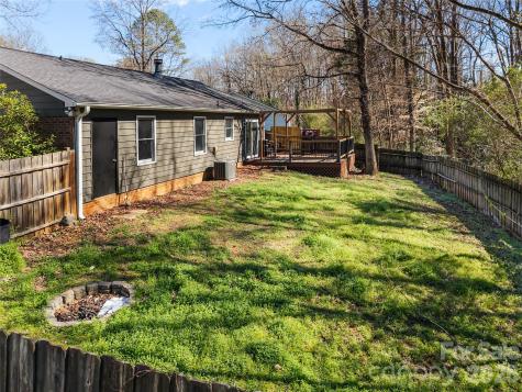 2019 Teddington Drive Charlotte NC 28214
