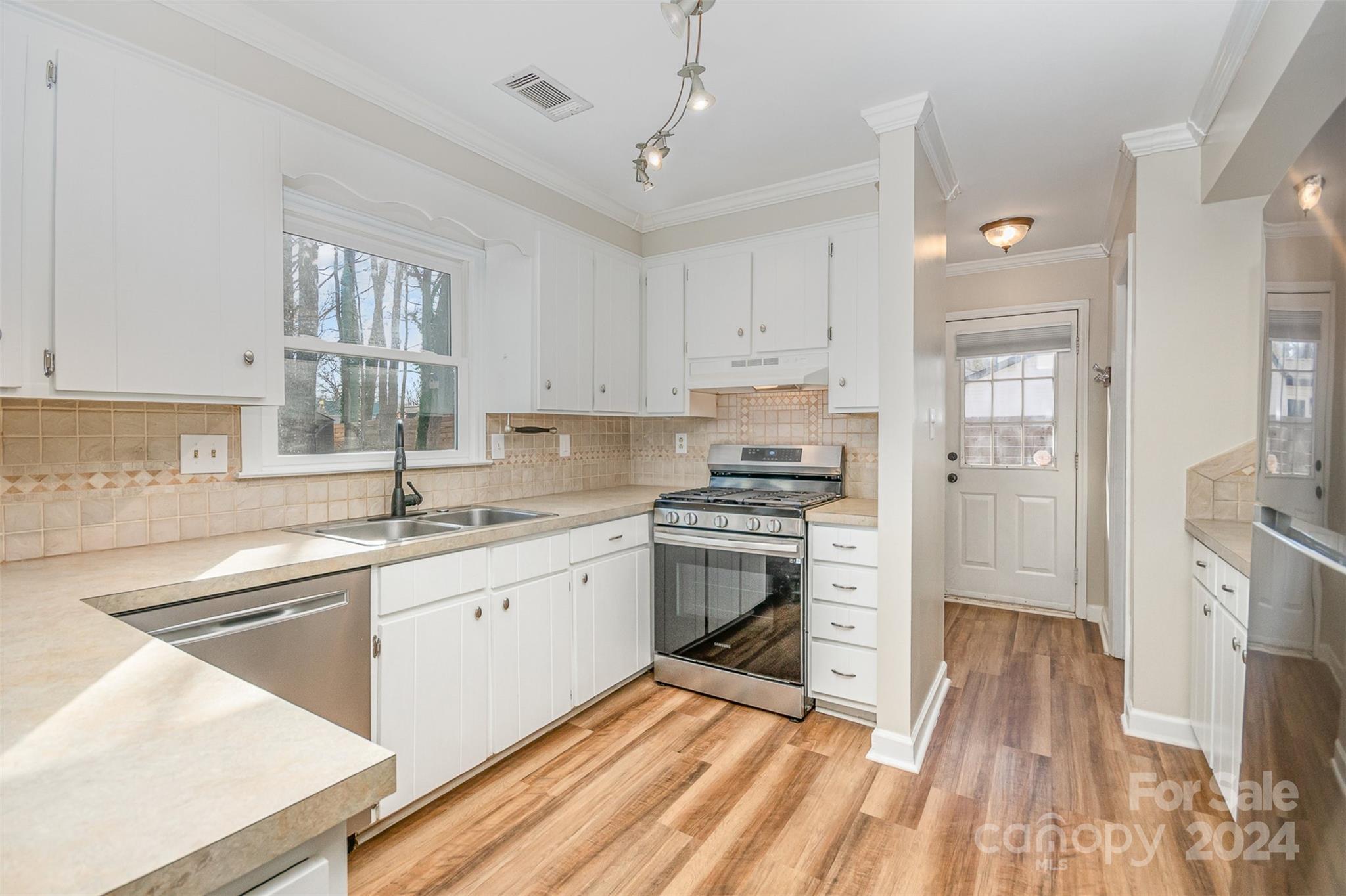1130 Grace Meadow Drive Mooresville NC 28115