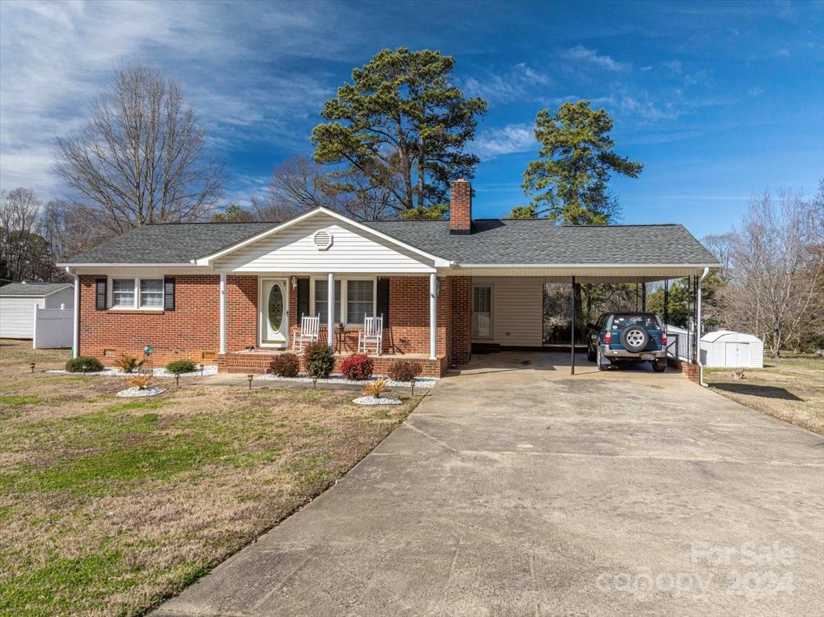 3241 Robinwood Road Gastonia NC 28054