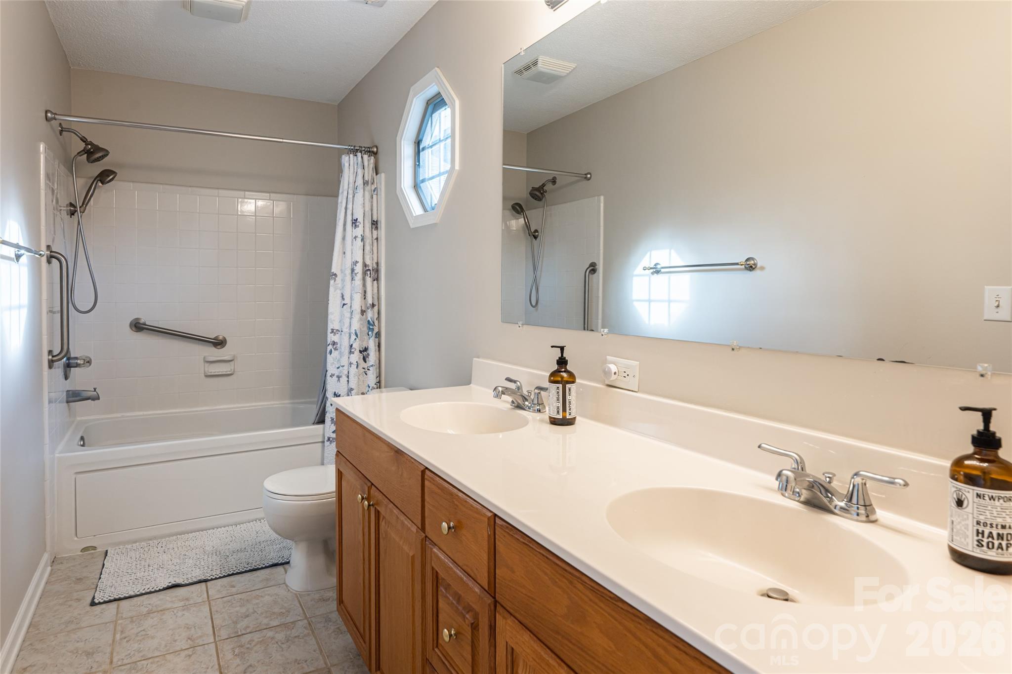 16 Kinsale Drive Leicester NC 28748