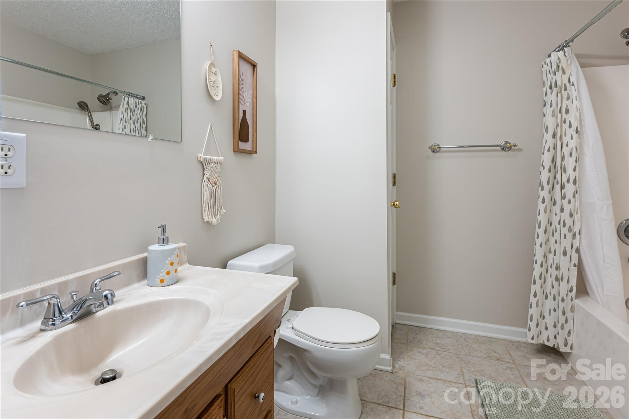 16 Kinsale Drive Leicester NC 28748