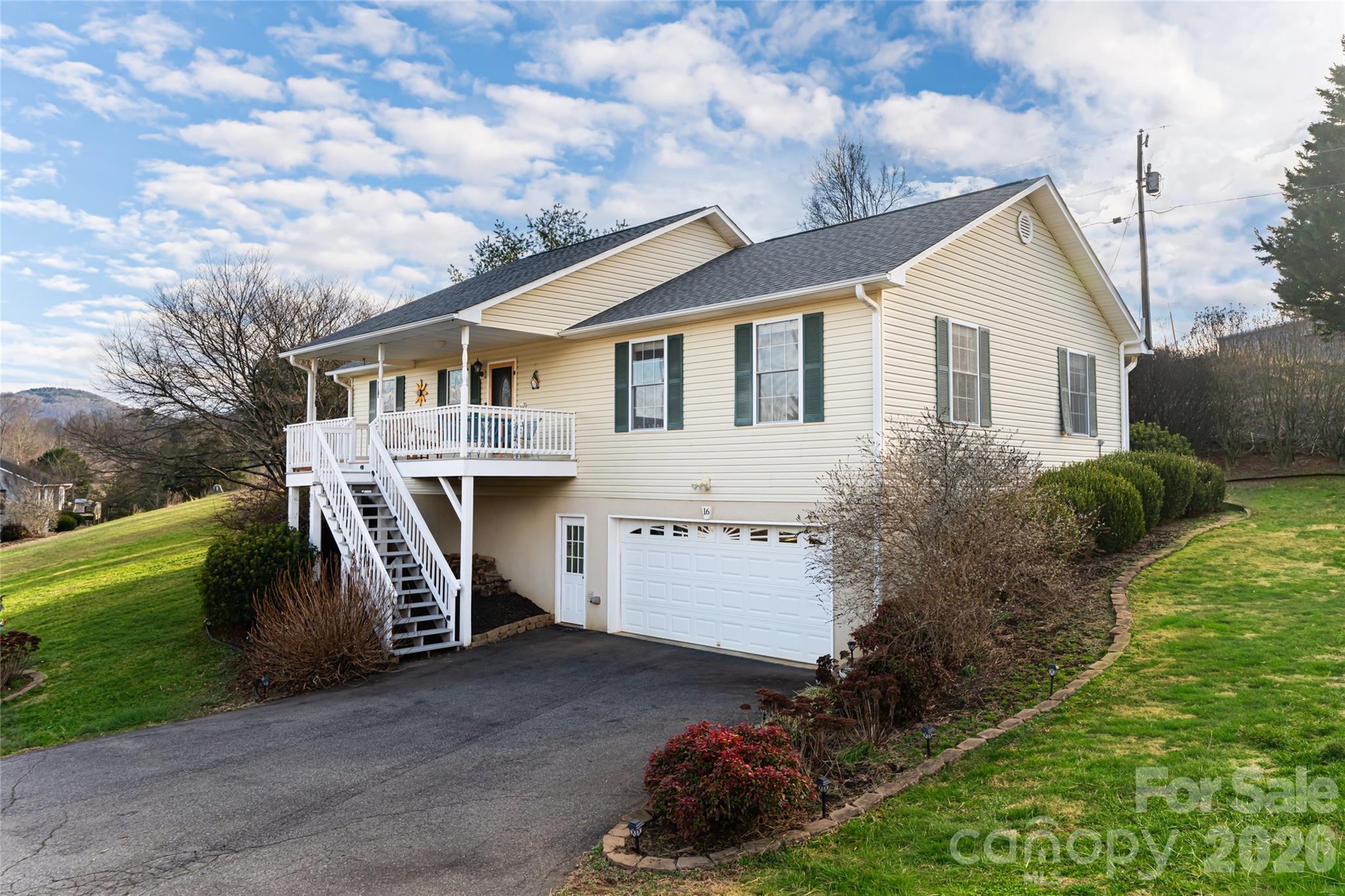 16 Kinsale Drive Leicester NC 28748