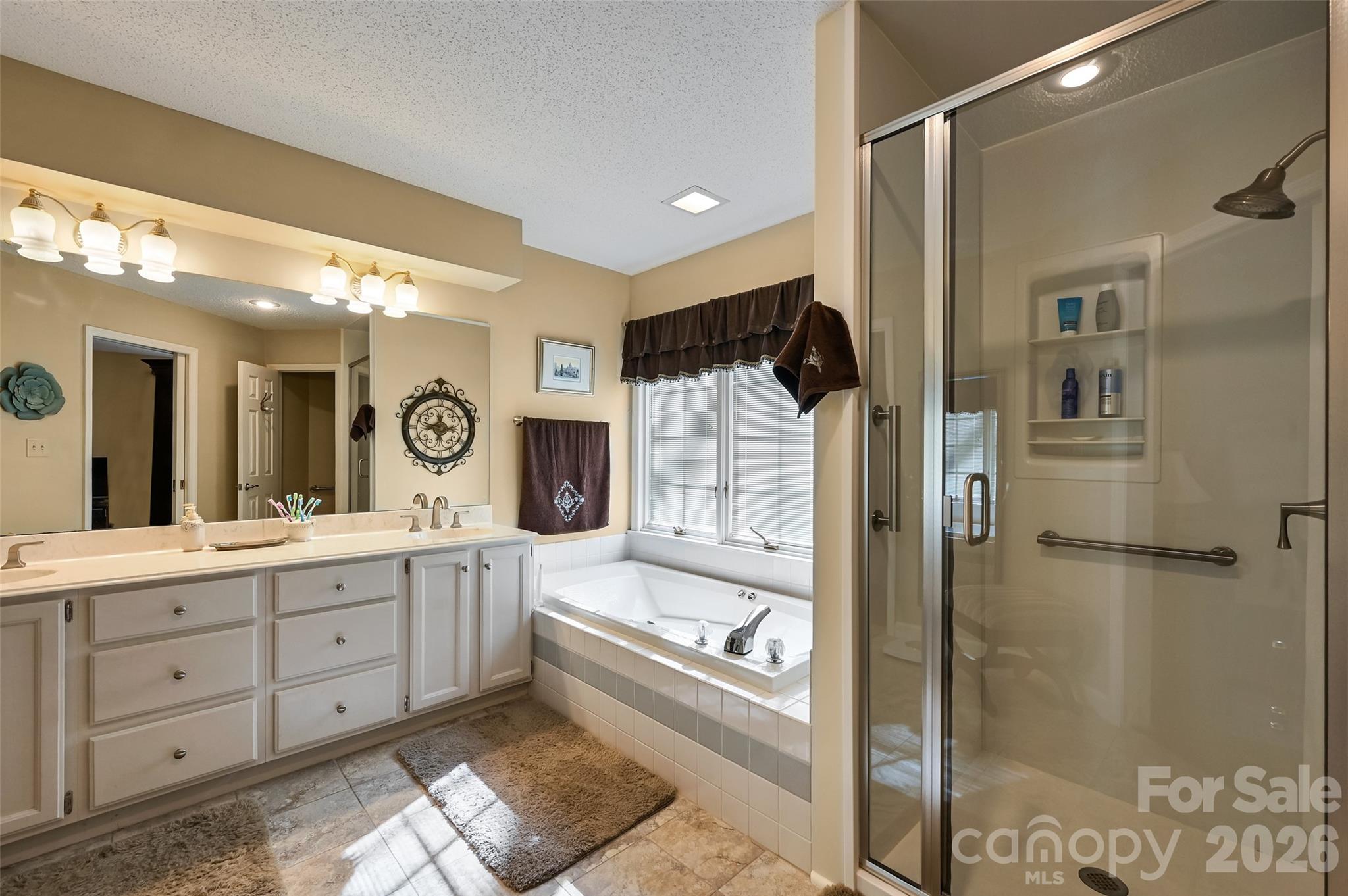 27 Cedar Summit Road Asheville NC 28803