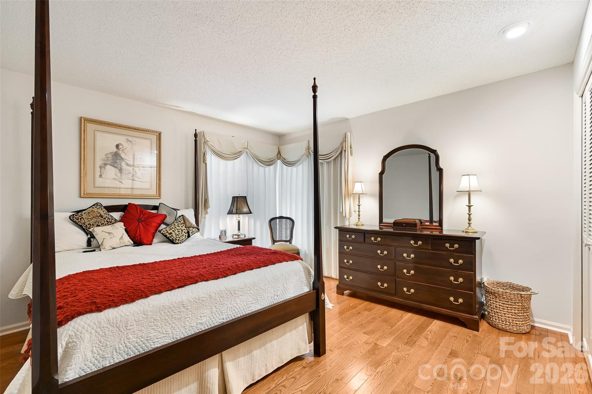 27 Cedar Summit Road Asheville NC 28803