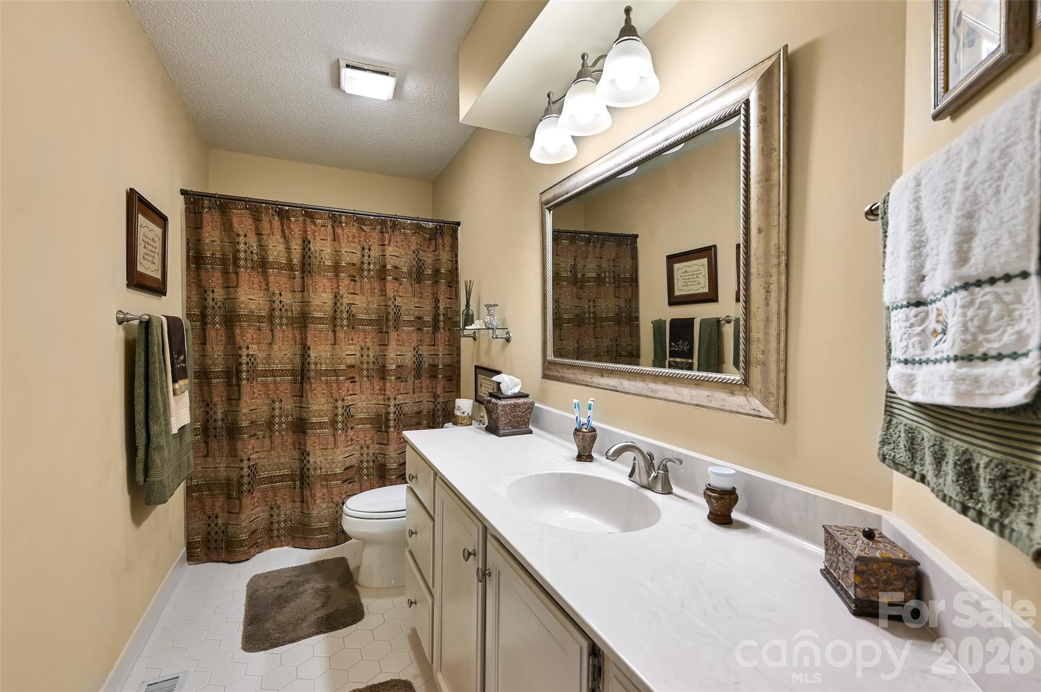 27 Cedar Summit Road Asheville NC 28803