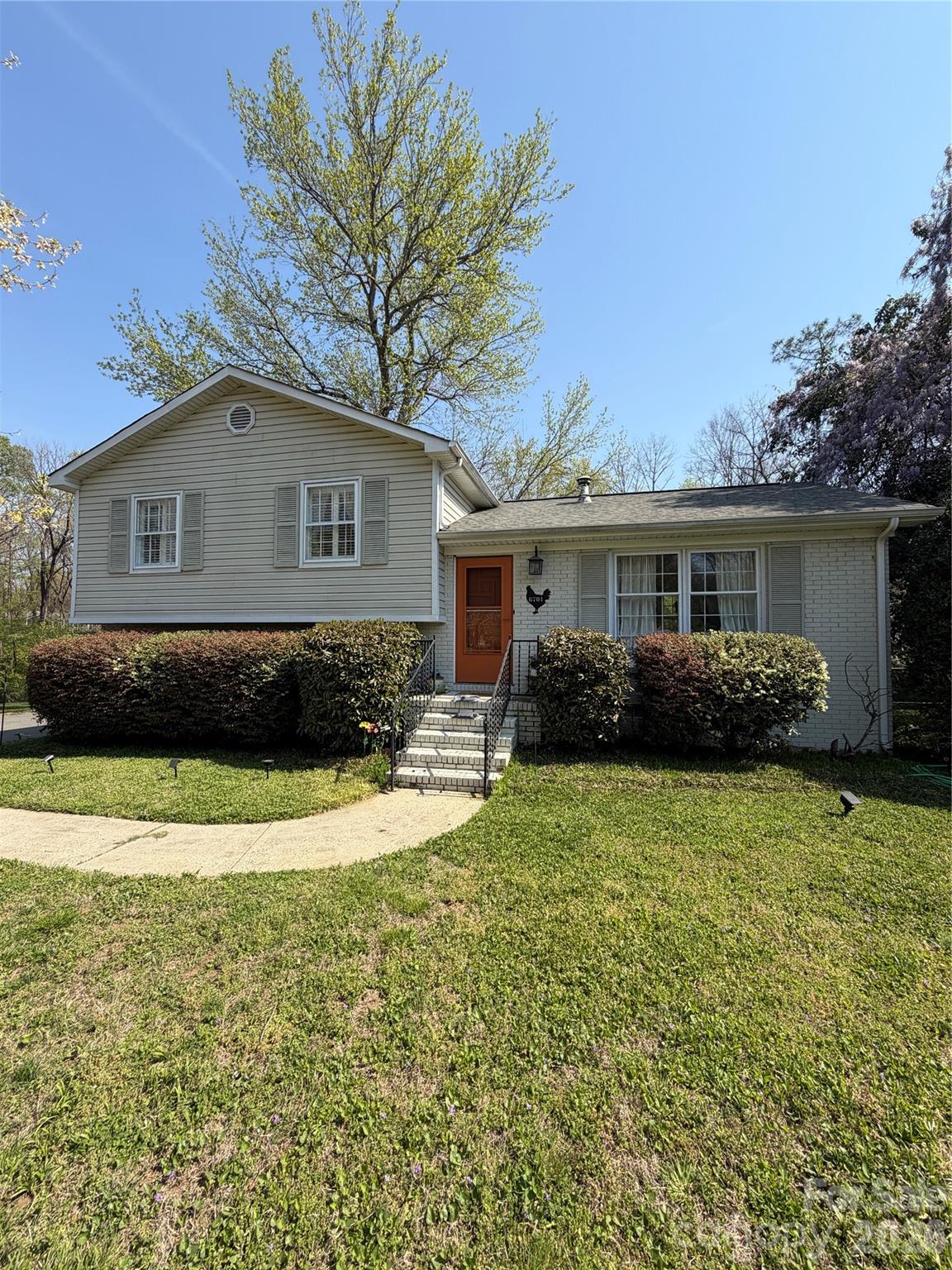 6701 Rugby Lane Charlotte NC 28226