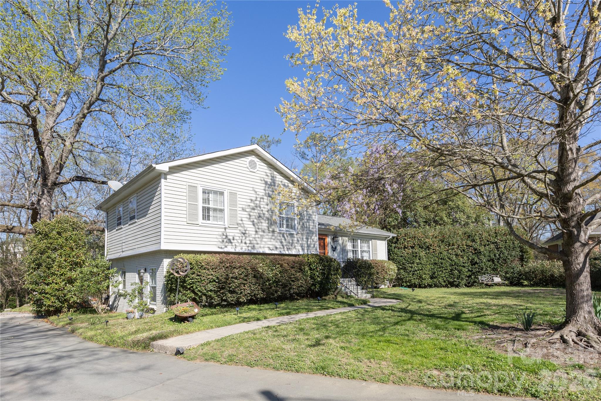 6701 Rugby Lane Charlotte NC 28226