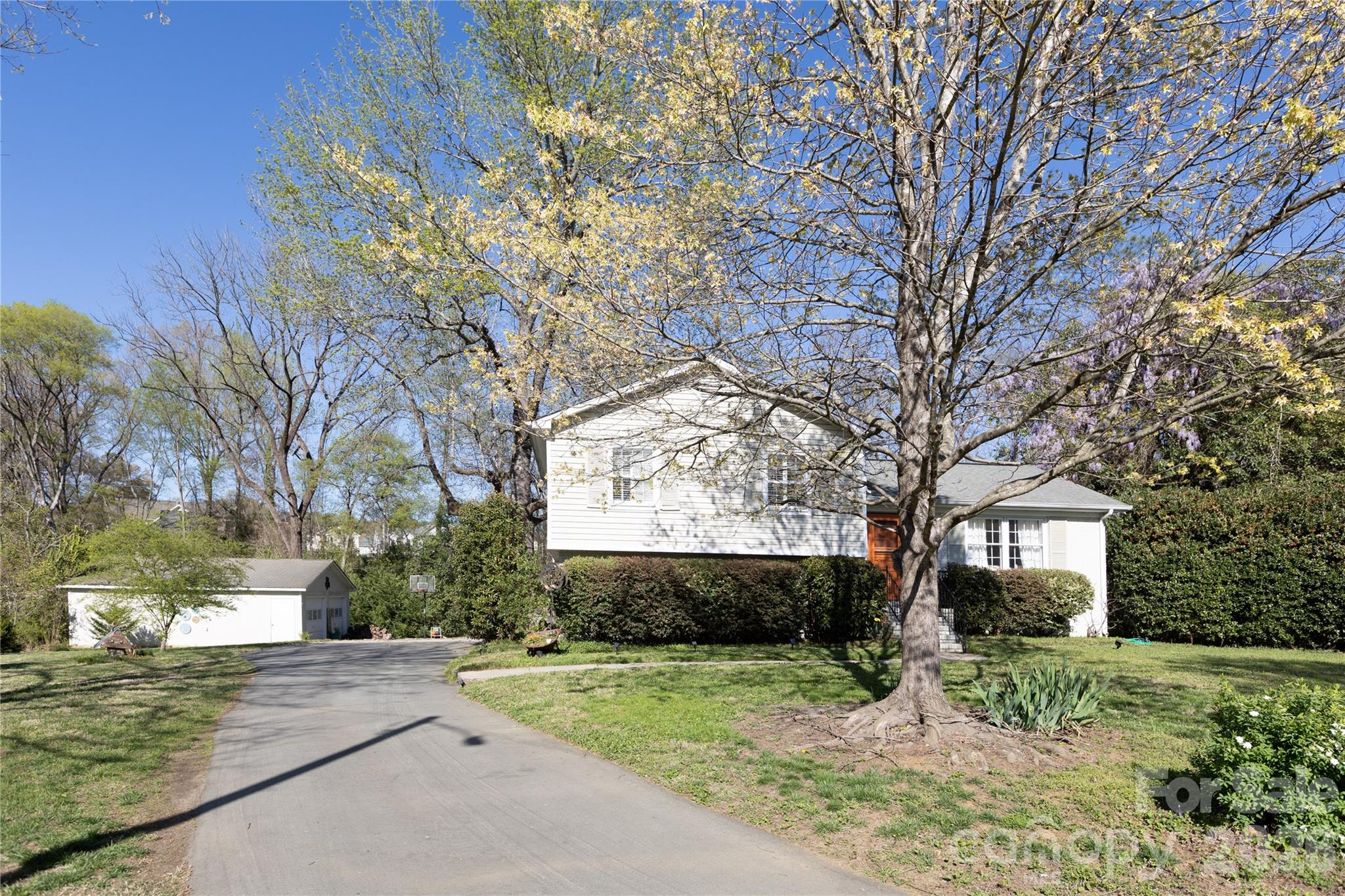 6701 Rugby Lane Charlotte NC 28226