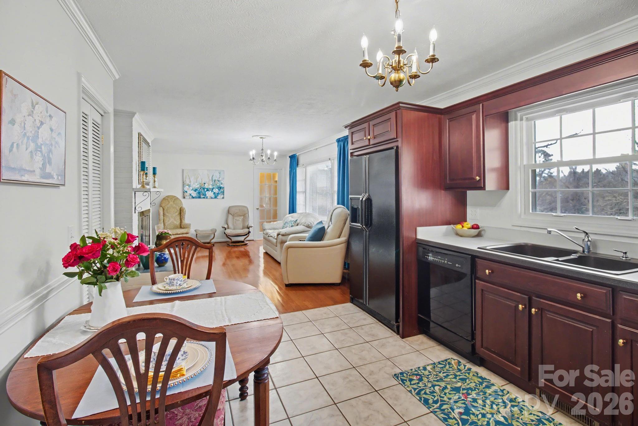 24 Church Street Weaverville NC 28787