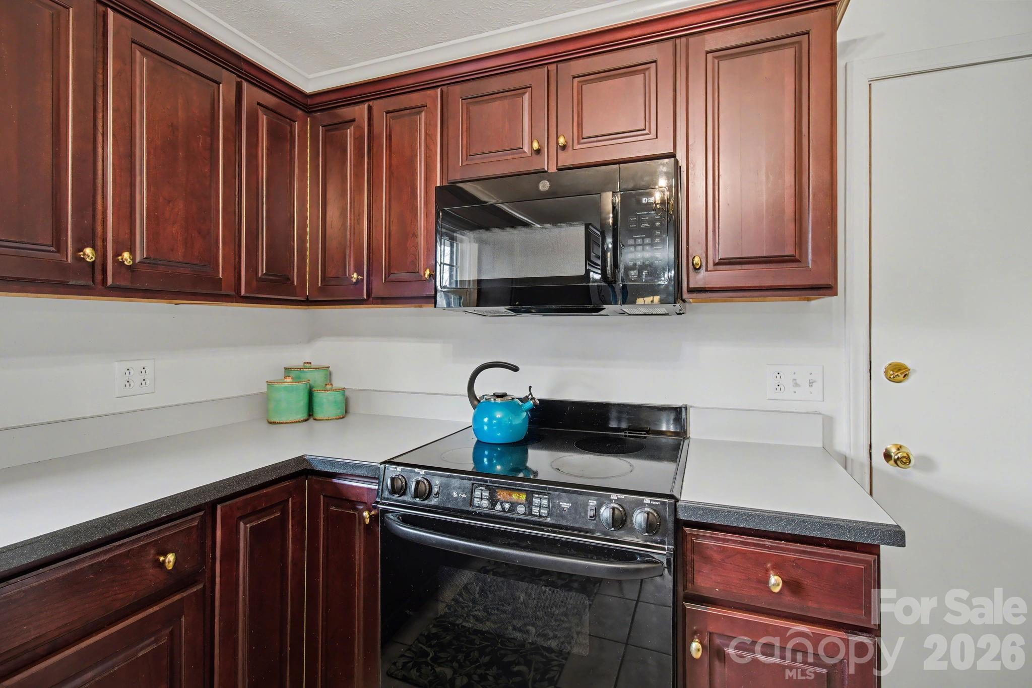 24 Church Street Weaverville NC 28787
