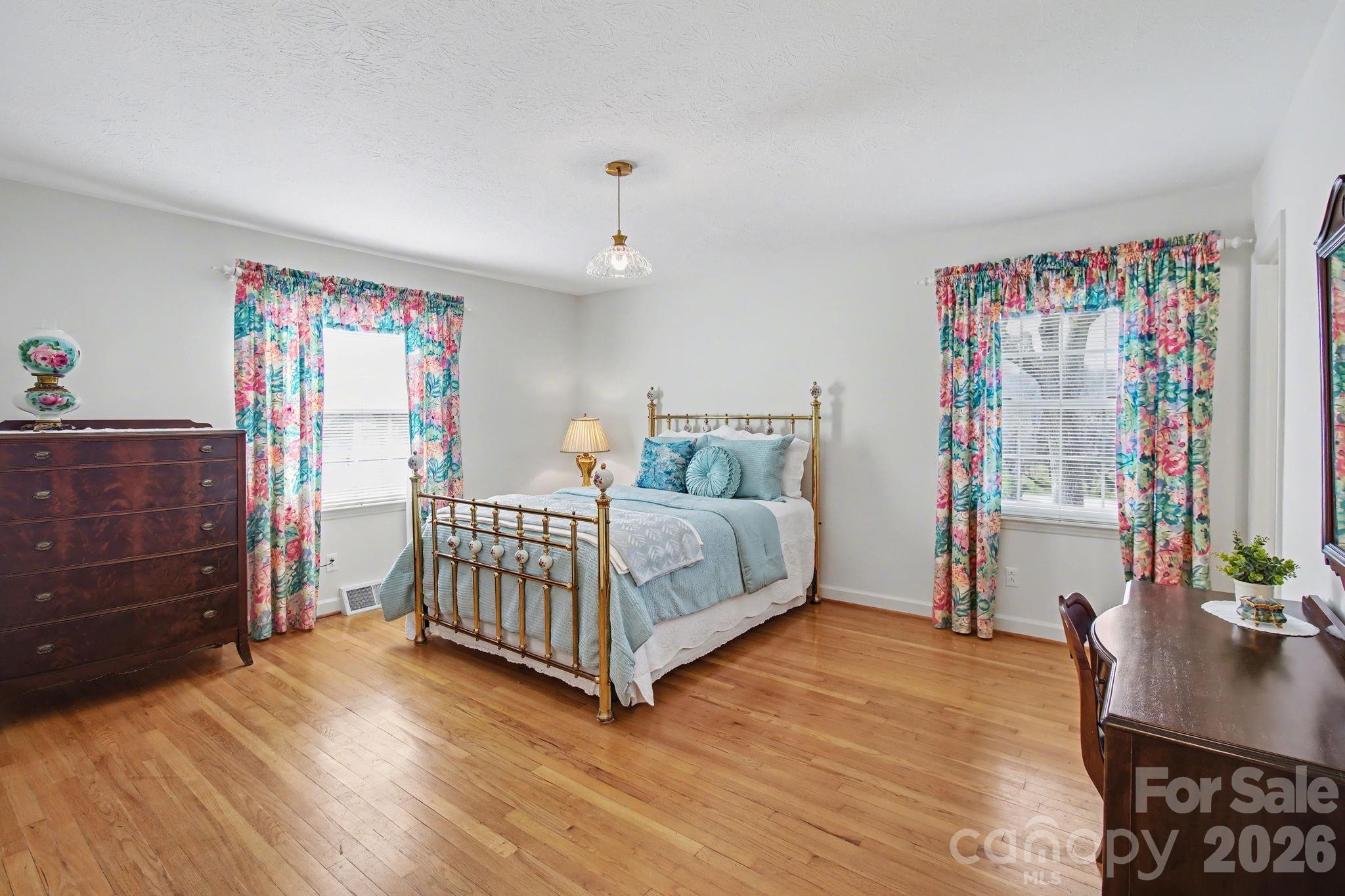 24 Church Street Weaverville NC 28787