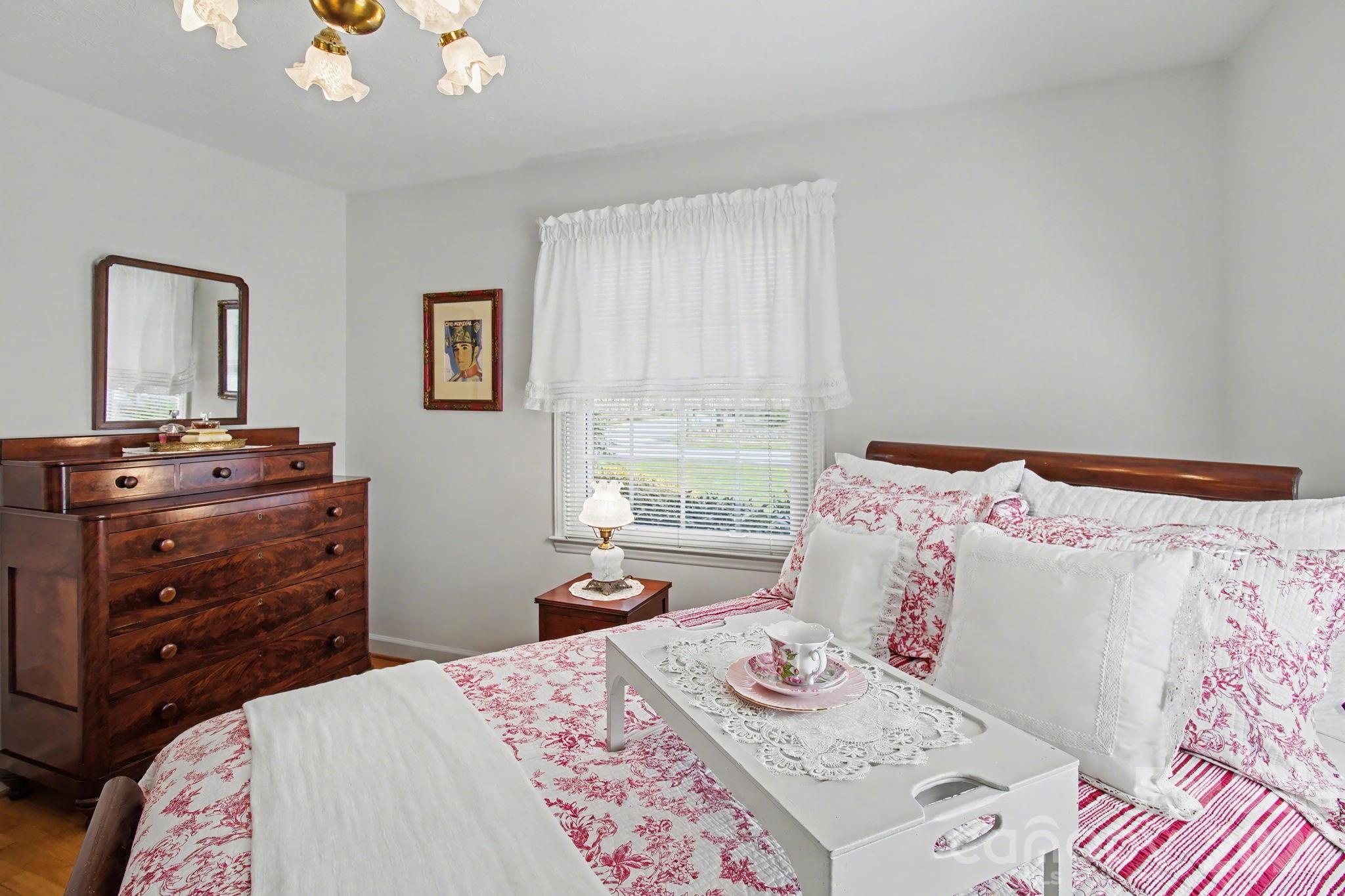 24 Church Street Weaverville NC 28787