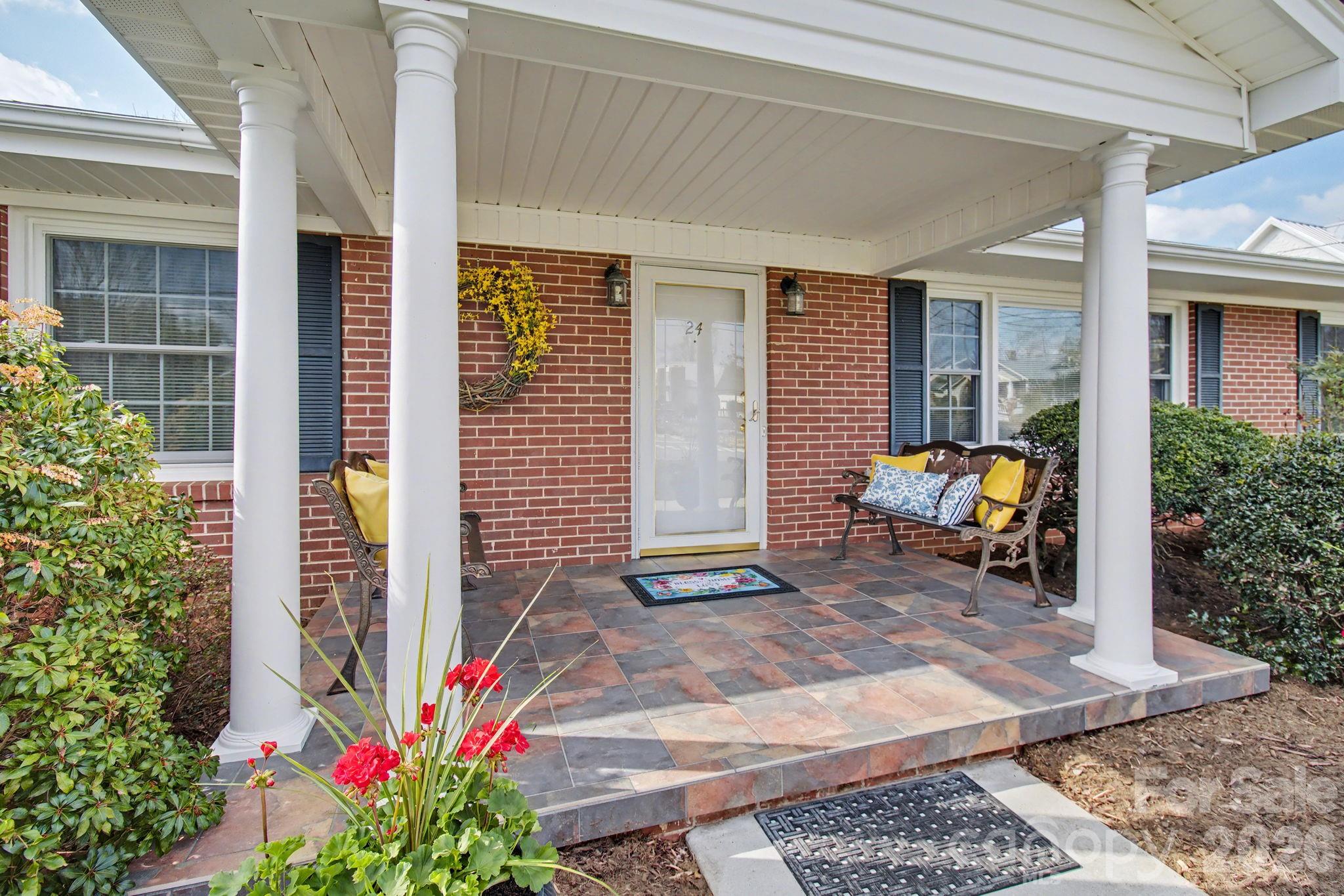 24 Church Street Weaverville NC 28787