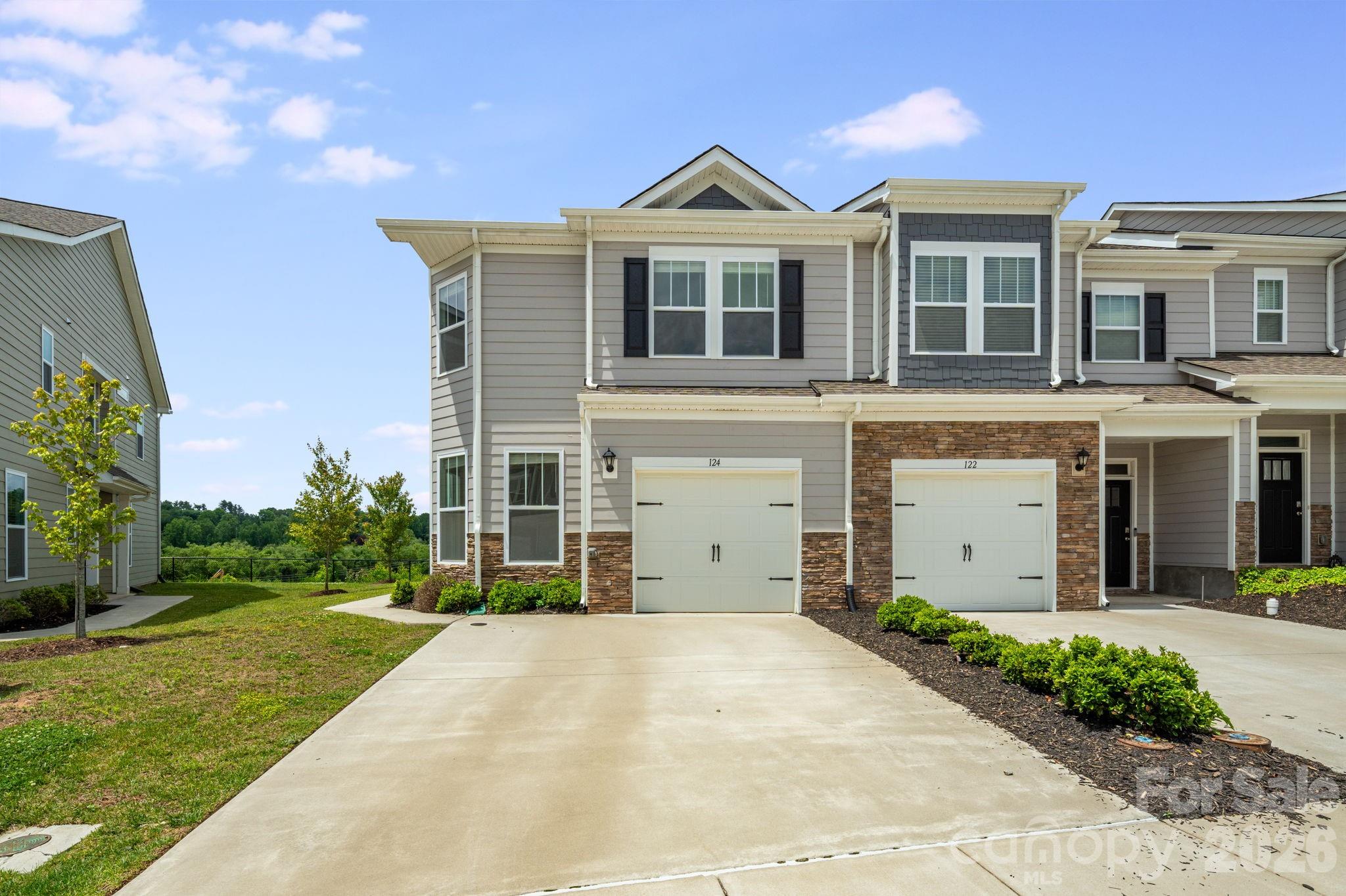 124 Creekview Road Hendersonville NC 28791