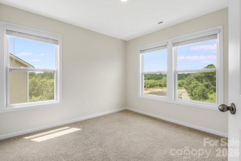124 Creekview Road Hendersonville NC 28791