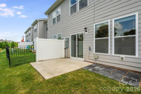 124 Creekview Road Hendersonville NC 28791