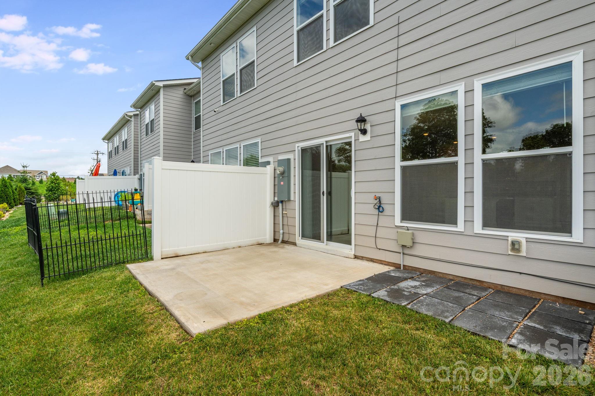 124 Creekview Road Hendersonville NC 28791