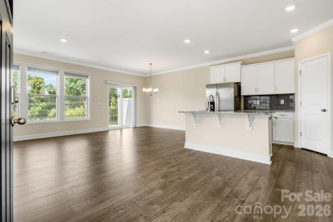 124 Creekview Road Hendersonville NC 28791