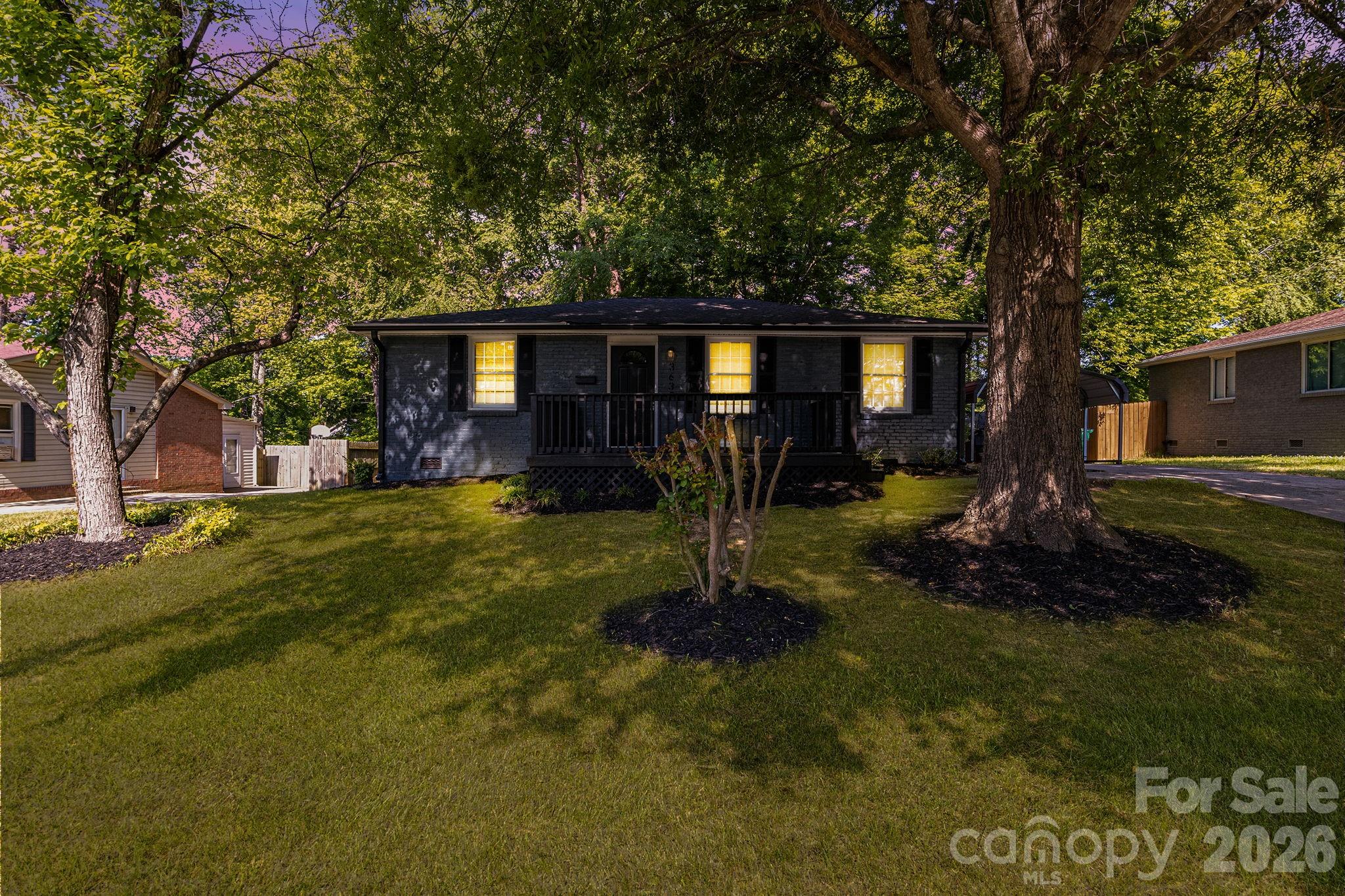 3637 Glenville Avenue Charlotte NC 28215