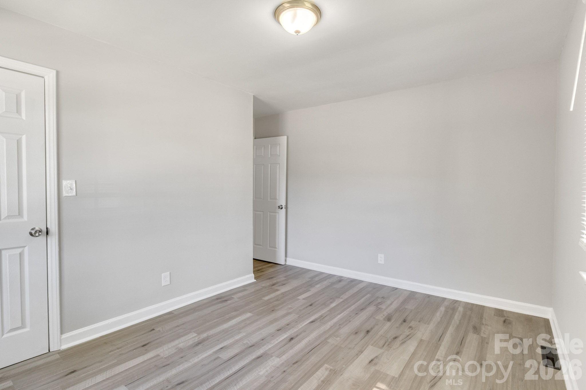 3637 Glenville Avenue Charlotte NC 28215